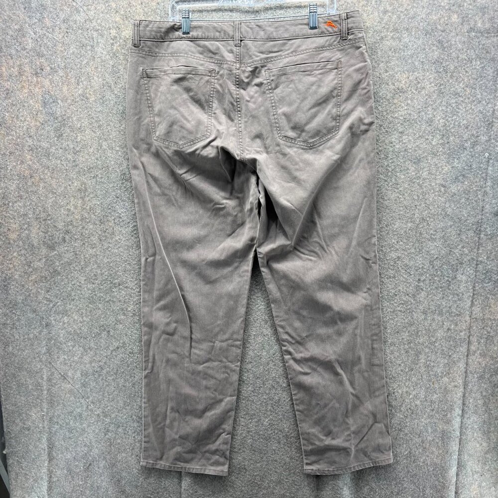 Tommy bahama Jeans Mens 36x30 Beige Chino Flat Front Tan Trouser Cotton Pants - Picture 2 of 10